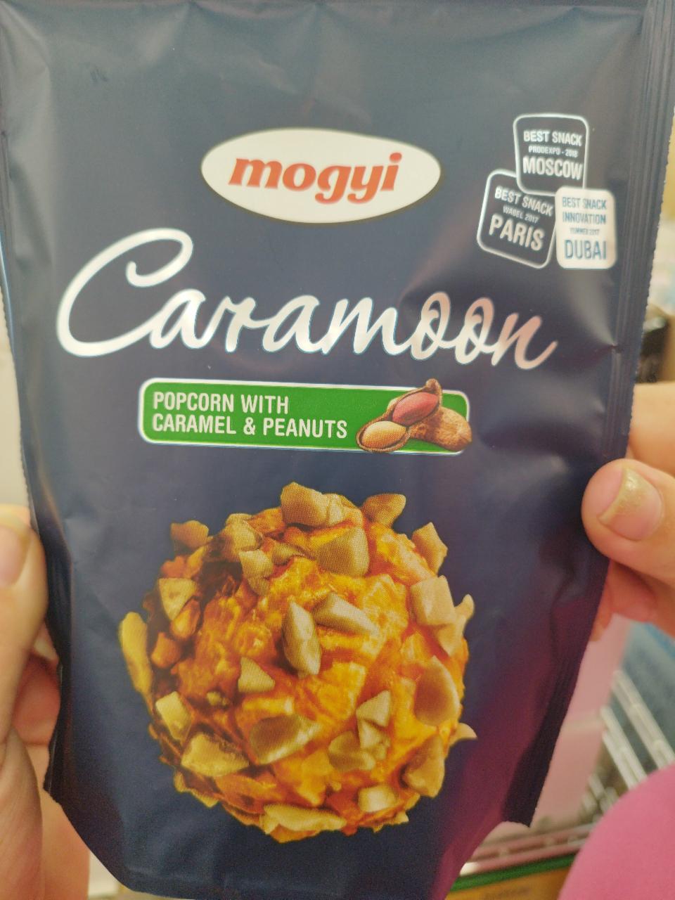 Fotografie - Caramoon popcorn with caramel & peanuts Mogyi