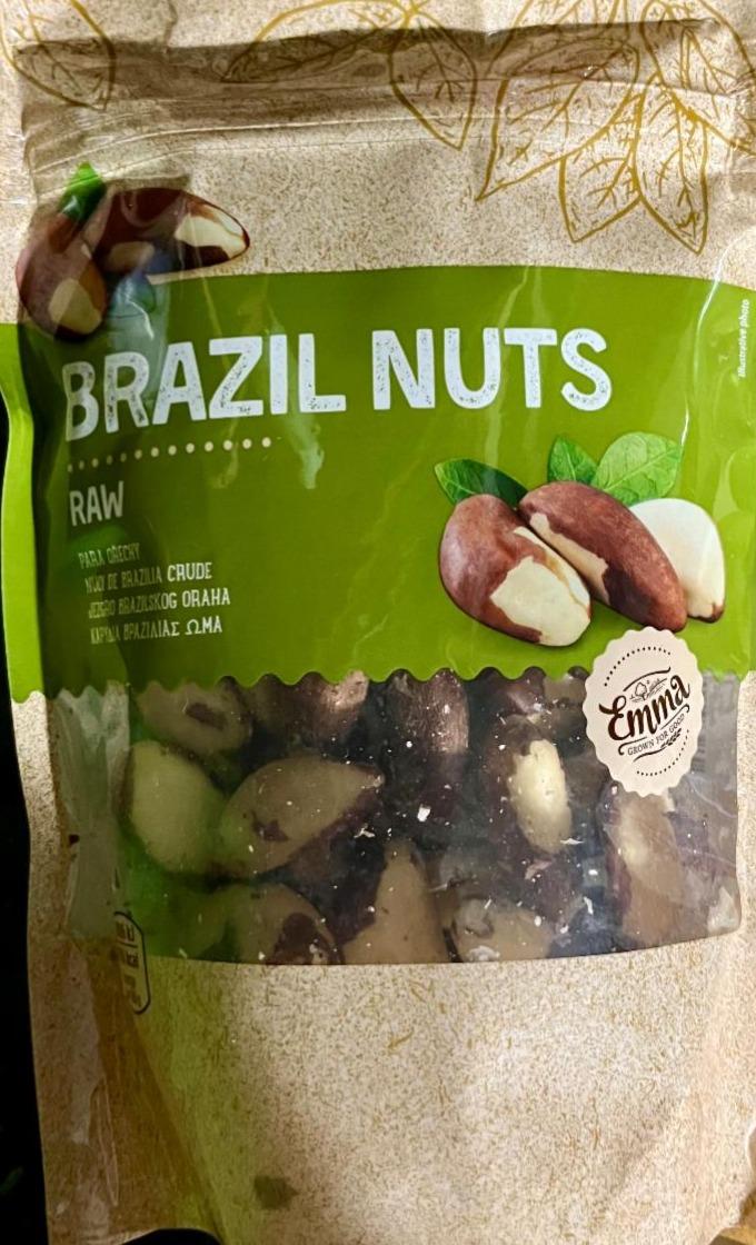 Fotografie - Brazil nuts raw Emma Grown For Good