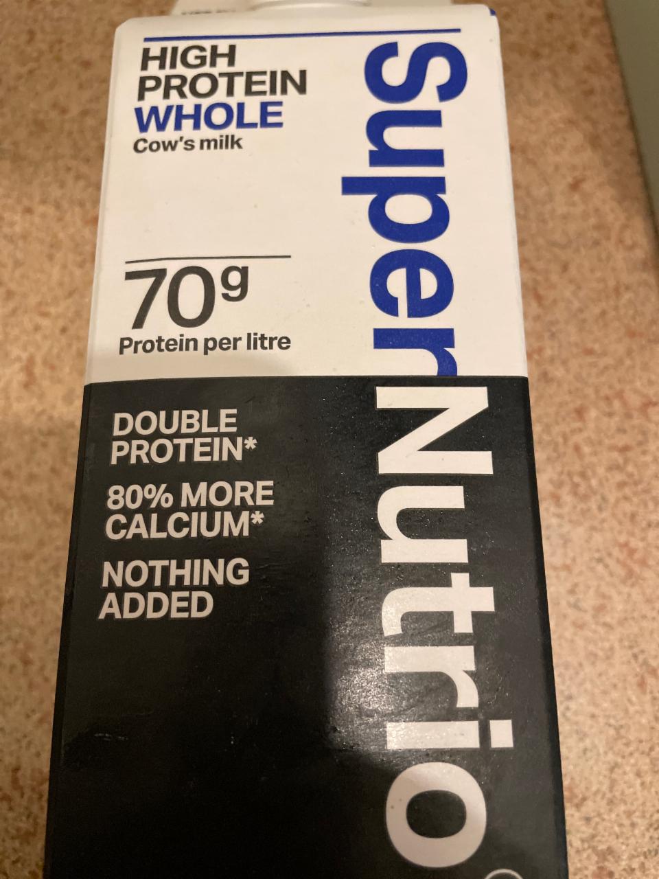 Fotografie - High protein whole milk SuperNutrio