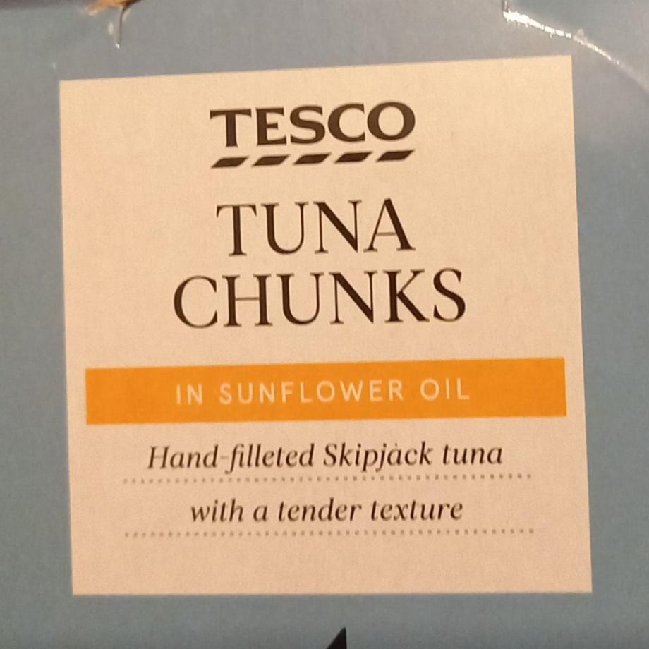 Fotografie - Tuna chunks in sunflower oil Tesco