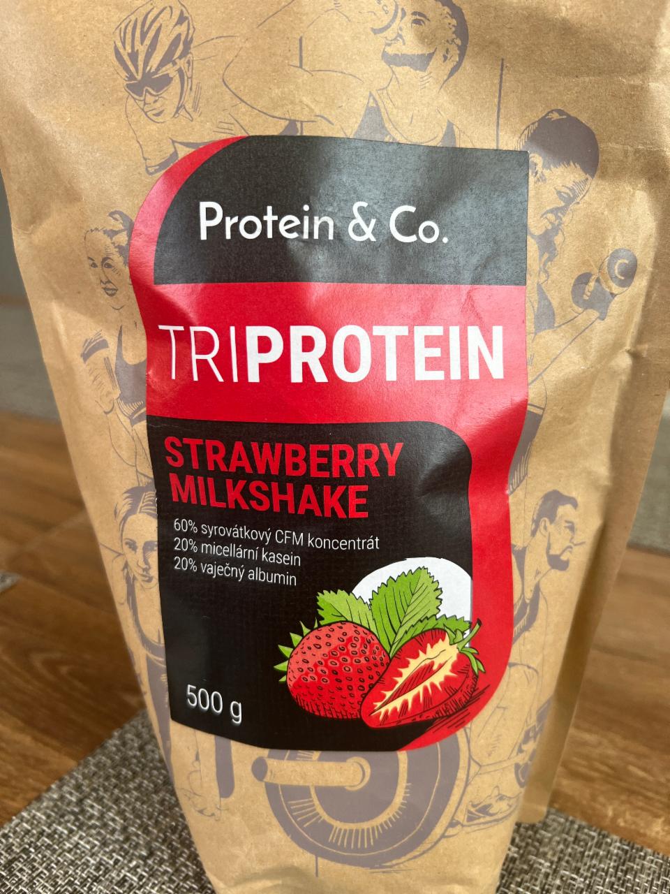 Fotografie - Triprotein strawberry milkshake Protein & Co.