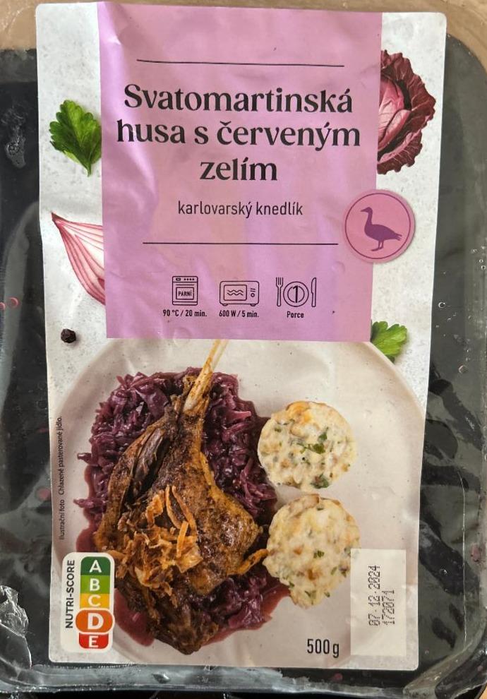 Fotografie - Svatomartinská husa s červeným zelím karlovarský knedlík Lidl