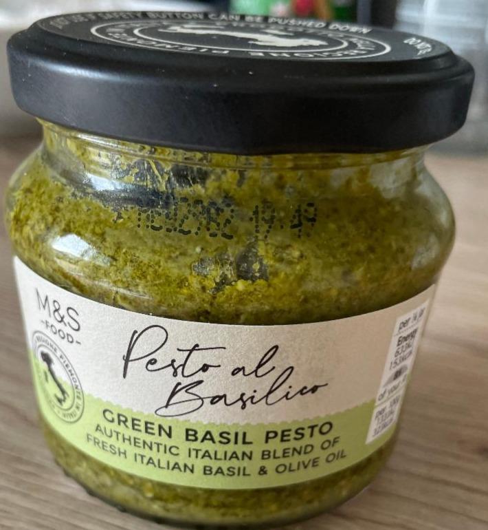 Fotografie - Green basil pesto M&S Food