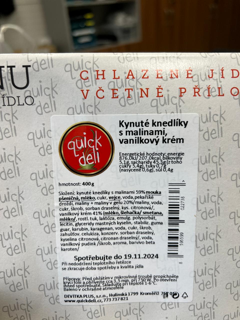 Fotografie - Kynuté knedlíky s malinami, vanilkový krém Quick deli