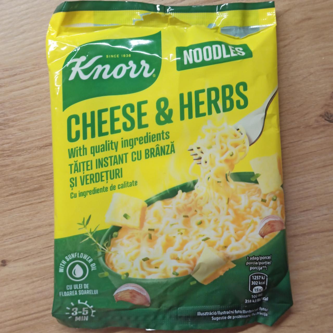 Fotografie - Noodles cheese & herbs Knorr