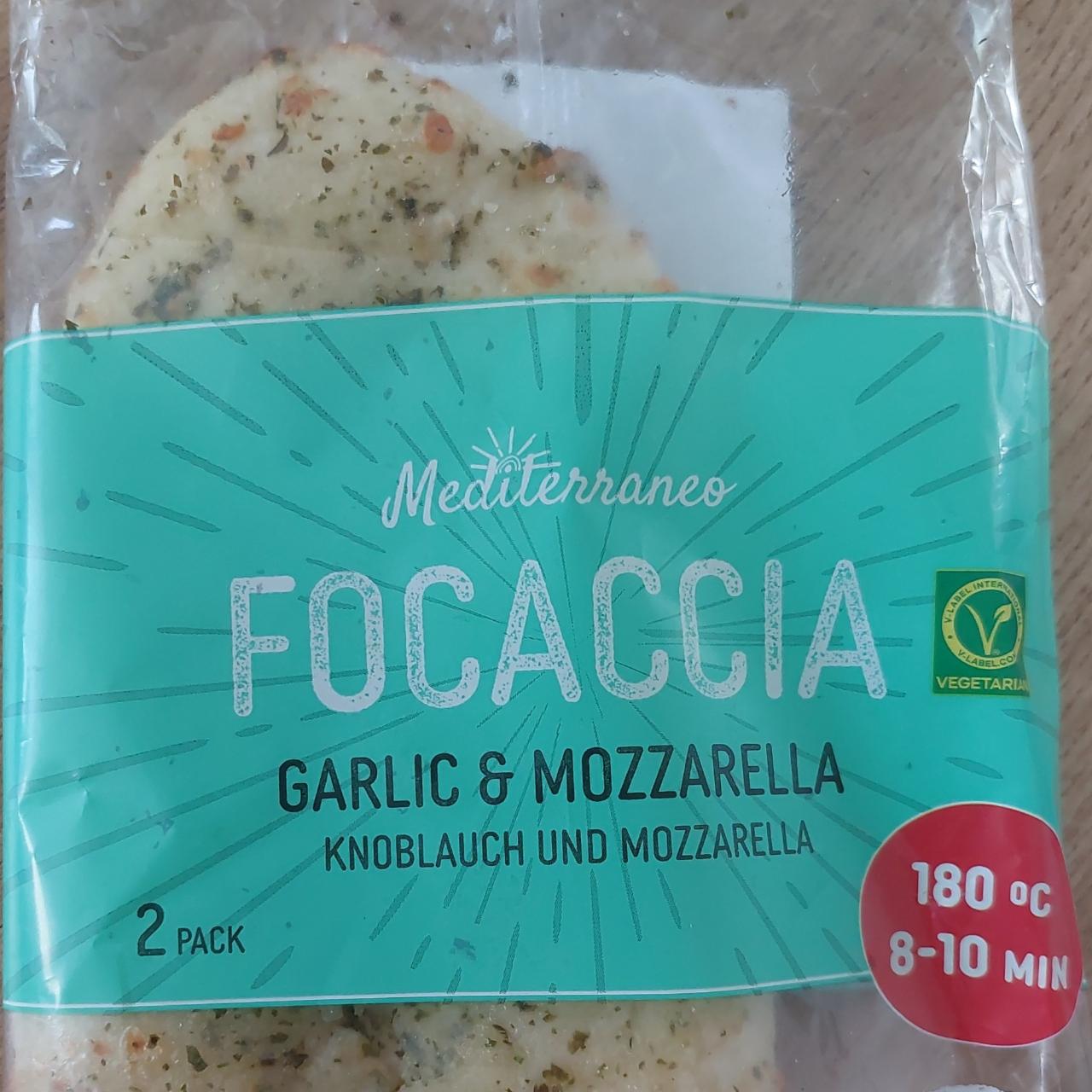 Fotografie - Focaccia garlic & mozzarella Mediterraneo