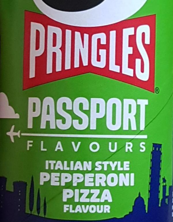 Fotografie - Passport flavours italian style pepperoni pizza flavour Pringles