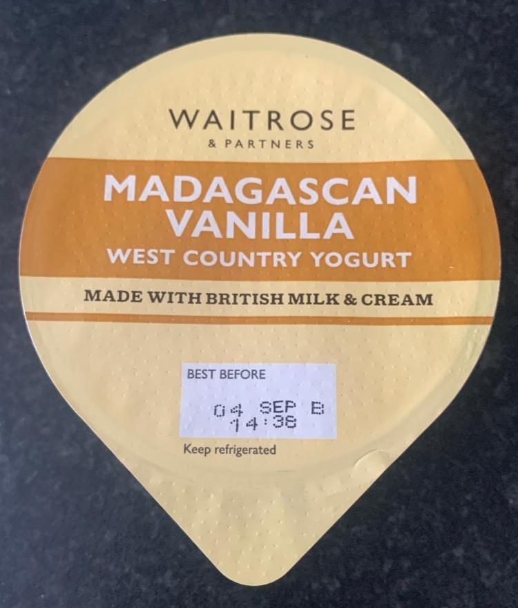 Fotografie - Madagascan vanilla west country yogurt Waitrose & Partners