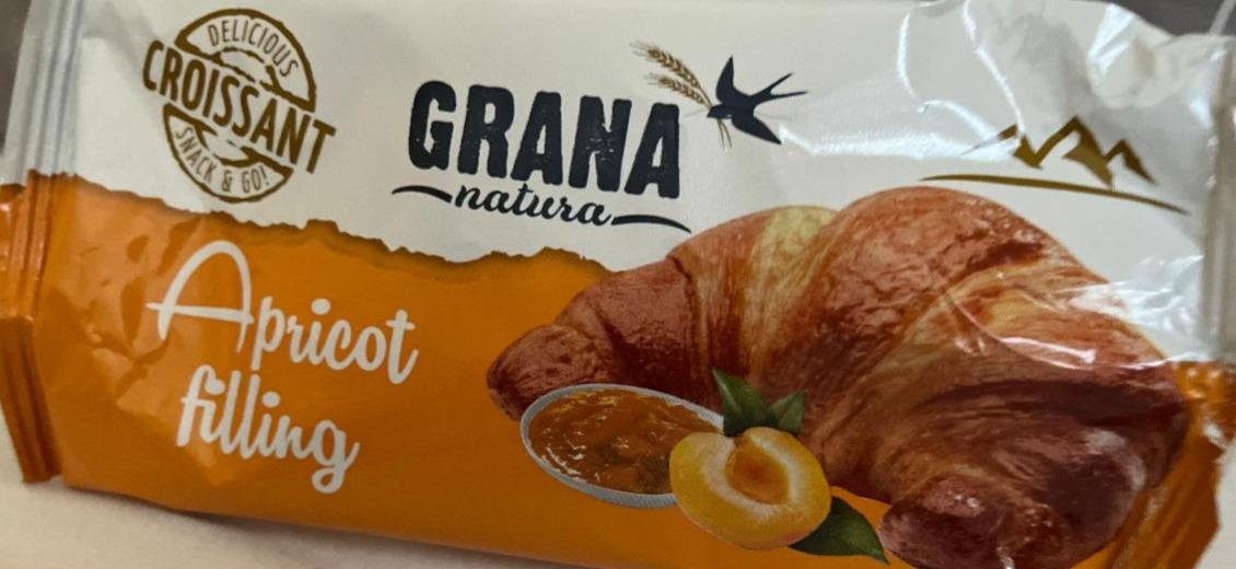 Fotografie - Croissant apricot filling Grana natura
