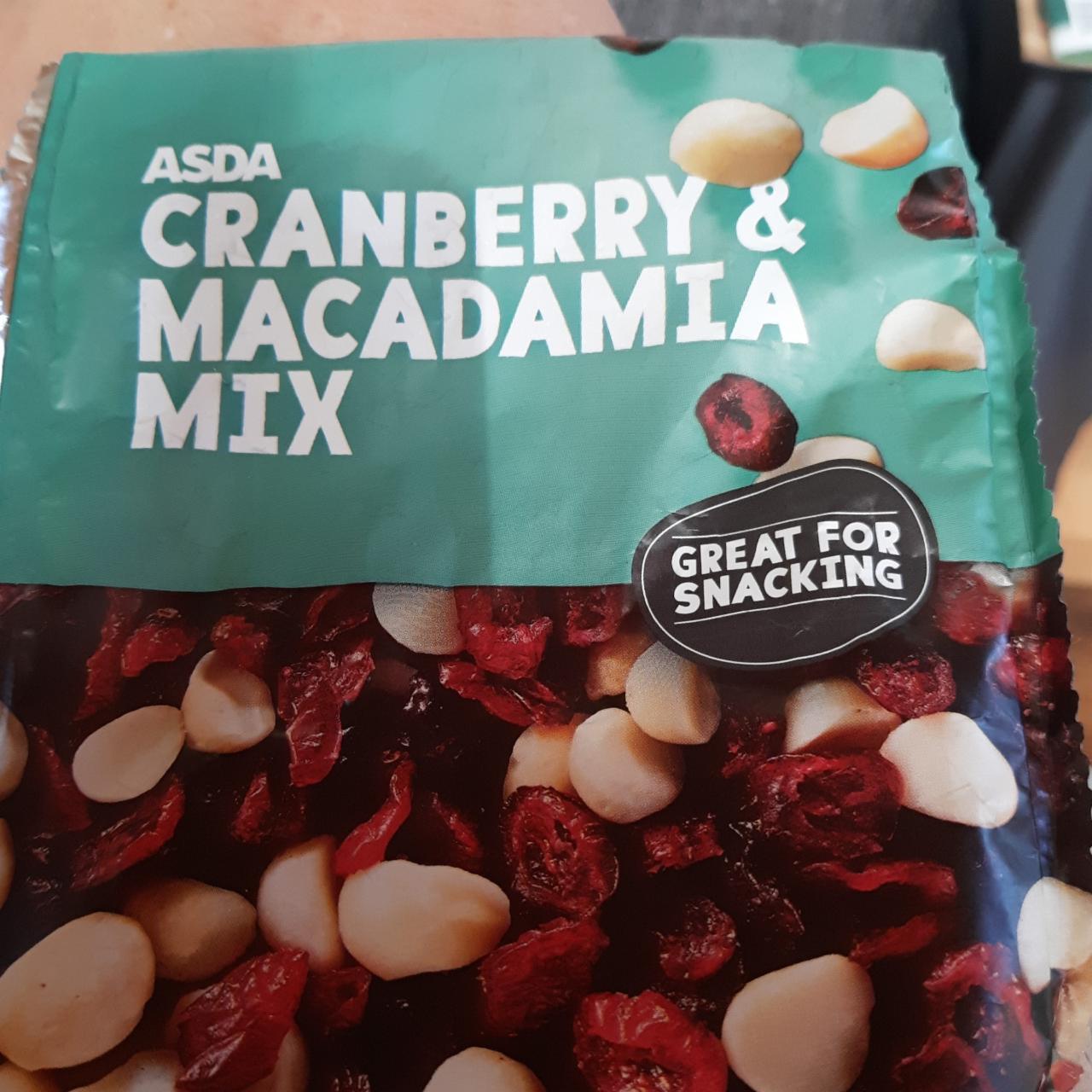 Fotografie - Cranberry & macadamia mix Asda