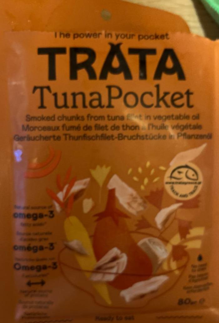 Fotografie - TunaPocket smoked chunks from tuna filet in vegetable oil Trata