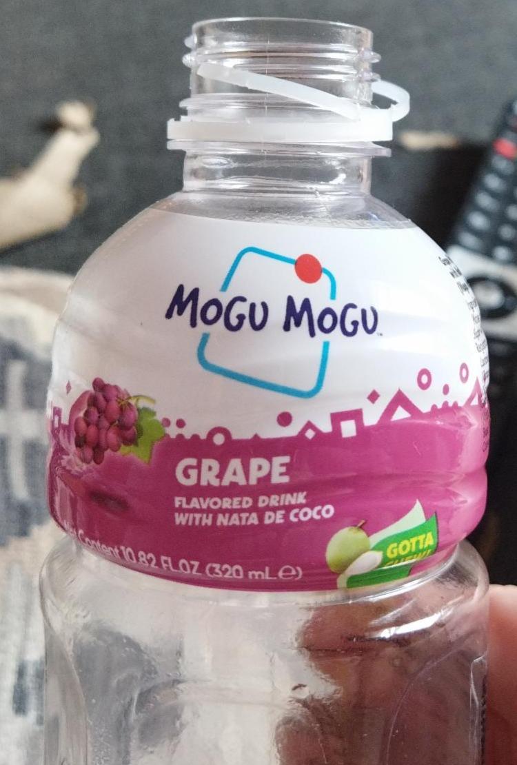 Fotografie - Grape flavored drink with nata de coco Mogu Mogu