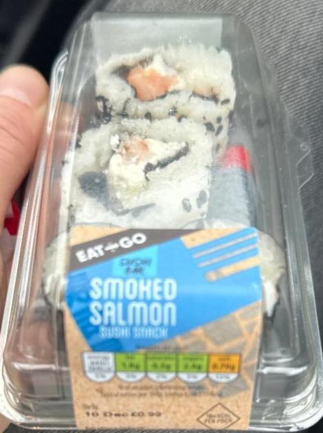 Fotografie - Smoked Salmon Sushi Snack Eat & Go