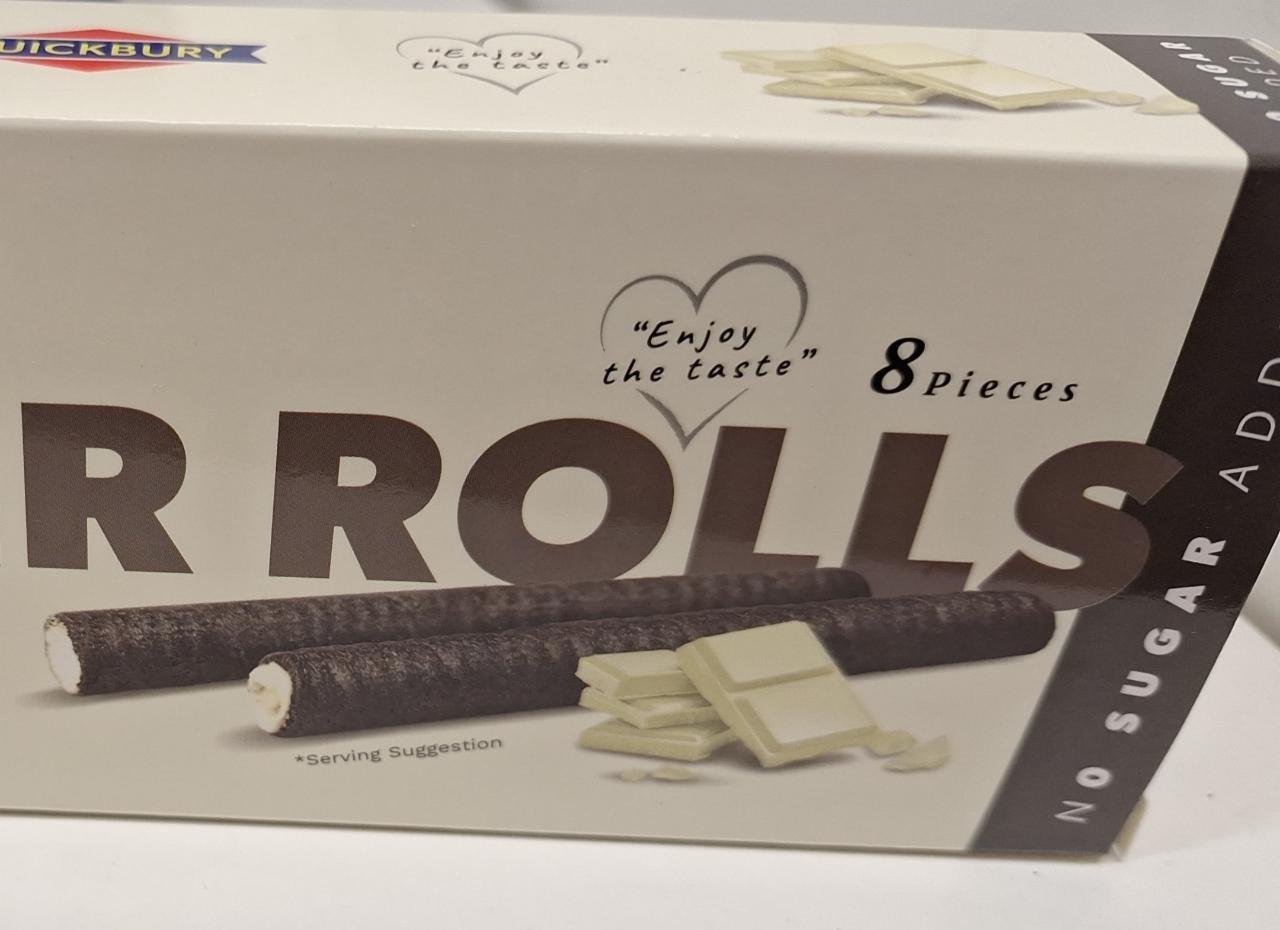 Fotografie - Crispy wafer rolls white choco Quickbury