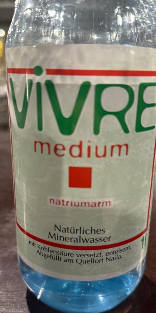 Fotografie - Vivre medium natriumarm mineral wasser