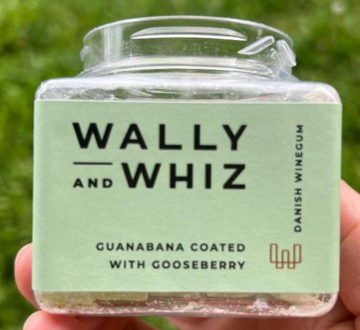 Fotografie - Guanabana coated with gooseberry Wally and Whiz