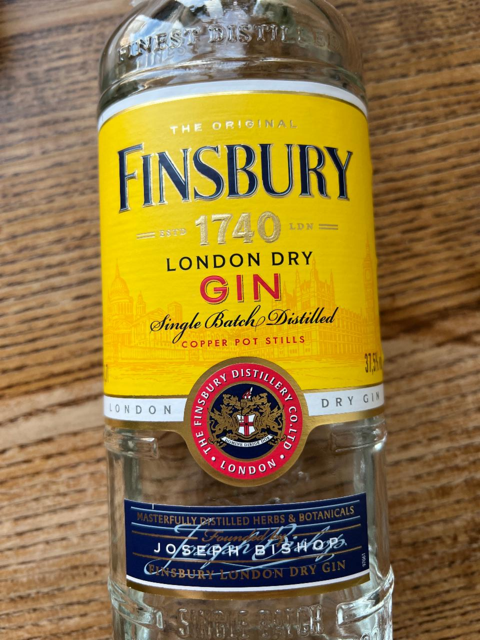 Fotografie - London dry gin Finsbury