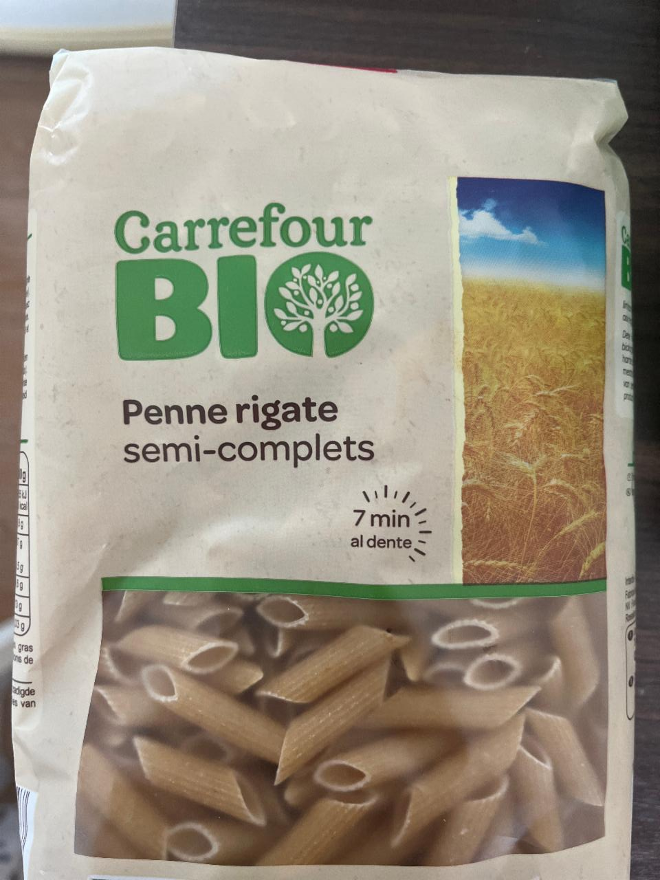 Fotografie - Penne rigate semi-complets Carrefour Bio