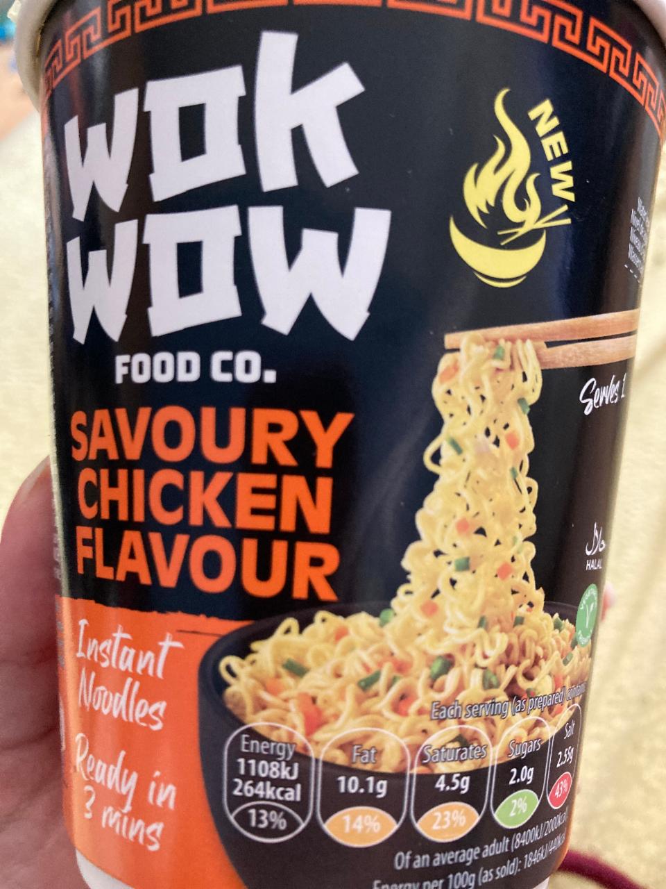 Fotografie - Savoury chicken flavour instant noodles Wok Wow Food Co.