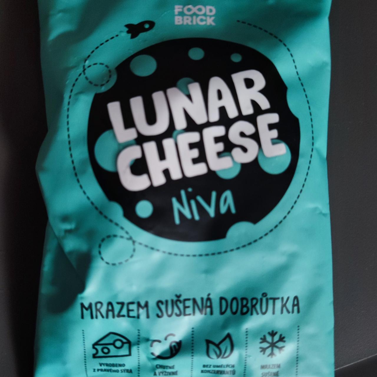 Fotografie - Lunar Cheese Niva Food Brick