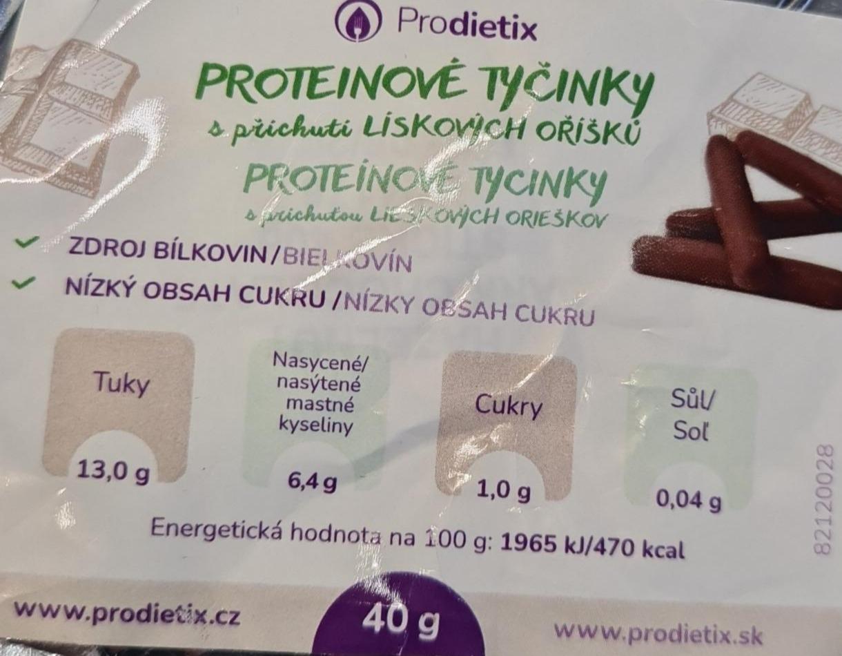 Fotografie - Proteinové tyčinky s příchutí lískových oříšků Prodietix