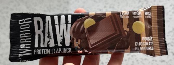 Fotografie - RAW protein flapjack double chocolate flavoured Warrior