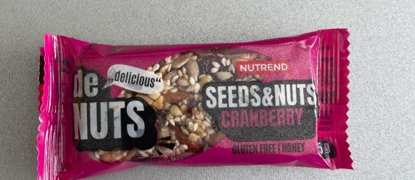 Fotografie - De nuts seeds & nuts cranberry Nutrend