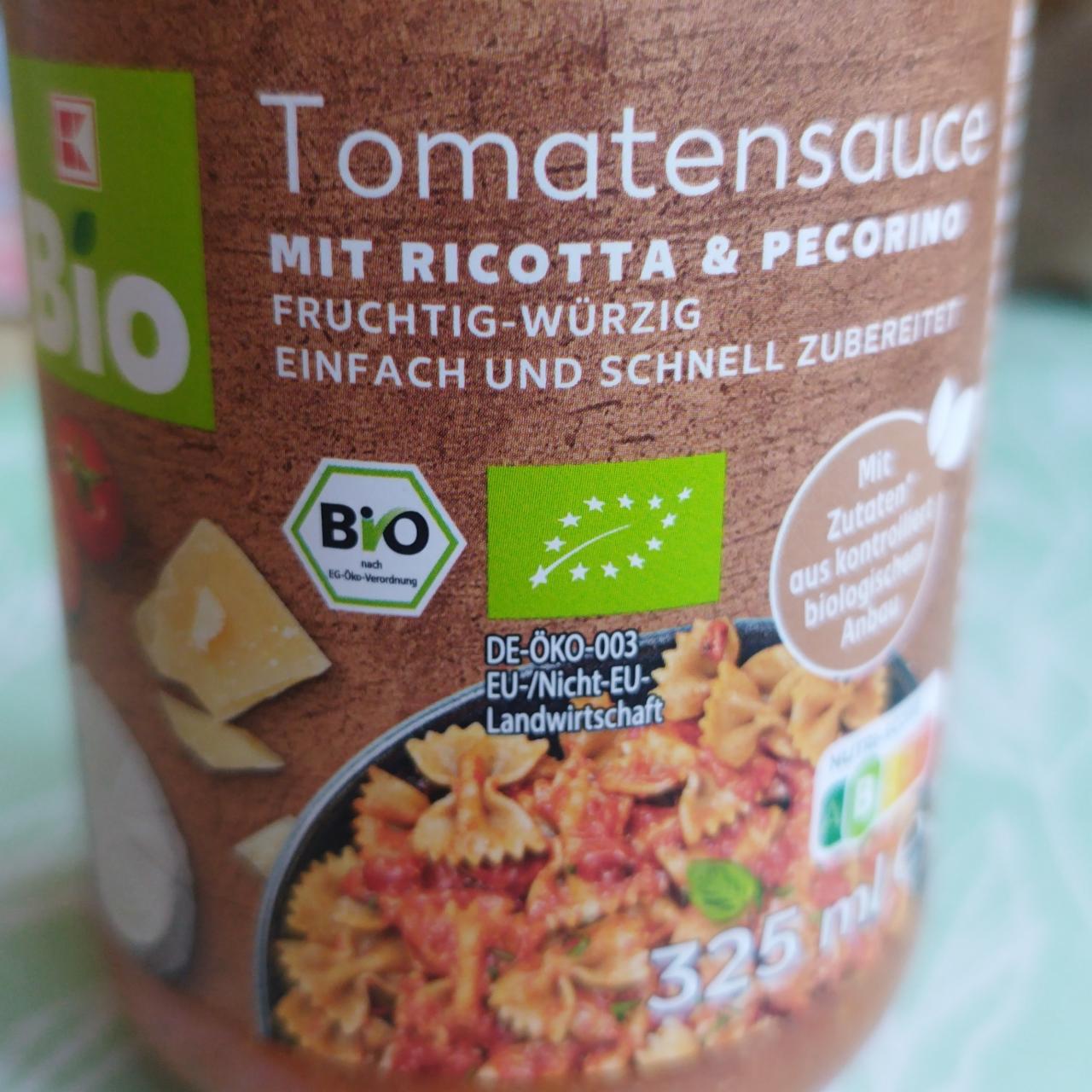 Fotografie - Tomatensauce mit ricotta & pecorino K-Bio