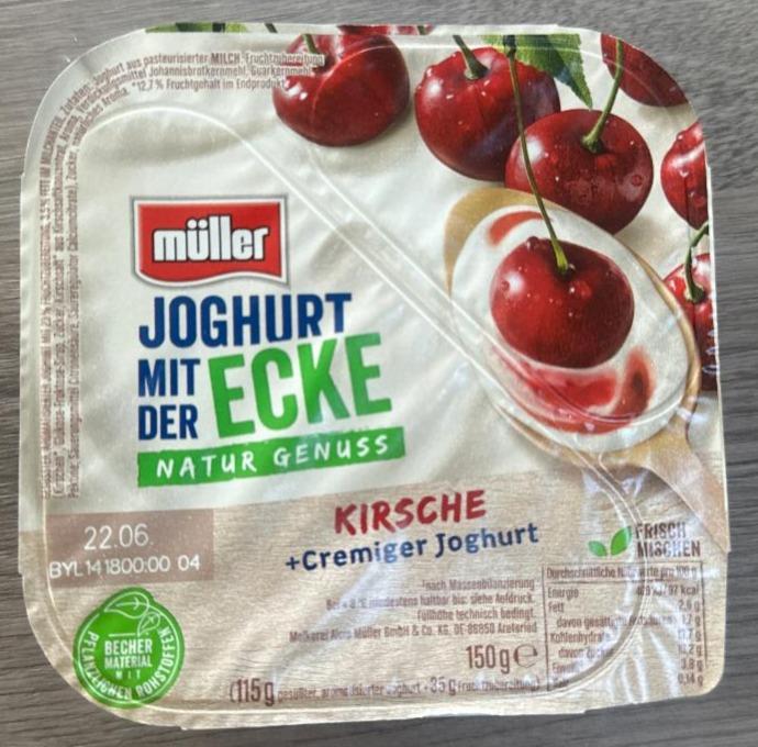 Fotografie - Müller jogurt mit der Ecke třešňový