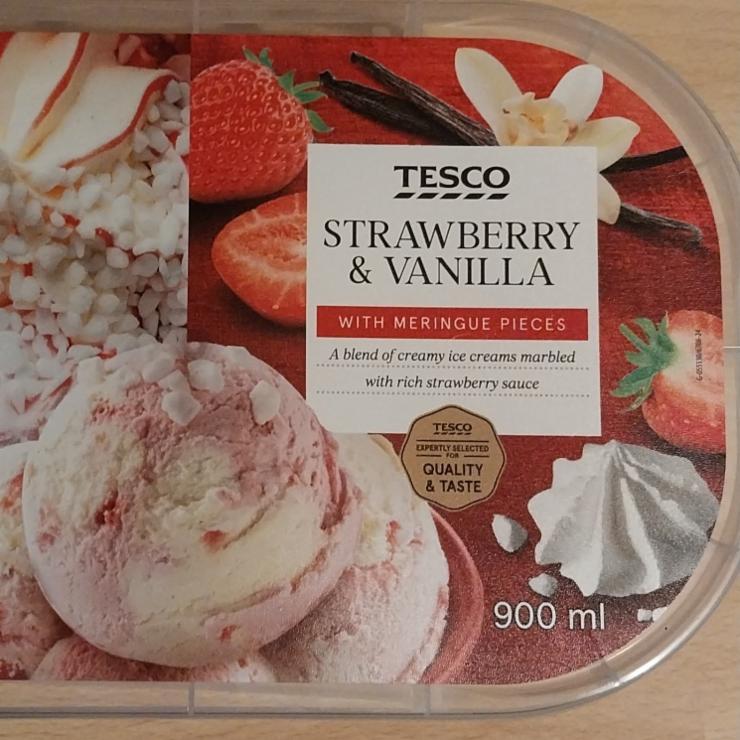 Fotografie - Strawberry & vanilla with meringue pieces Tesco