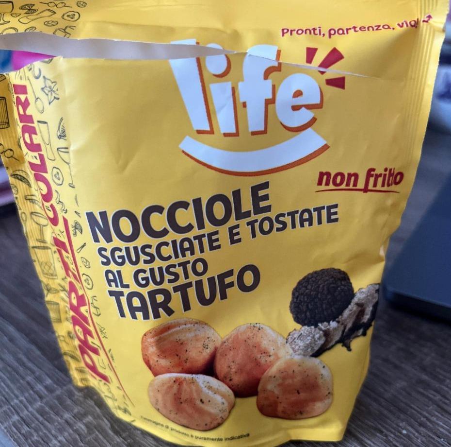 Fotografie - Nocciole sgusciate e tostate al gusto tartufo life