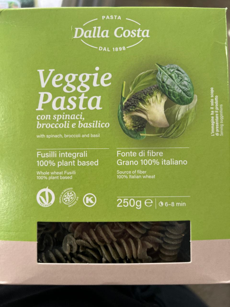 Fotografie - Veggie pasta con spinaci, broccoli e basilico Dalla Costa