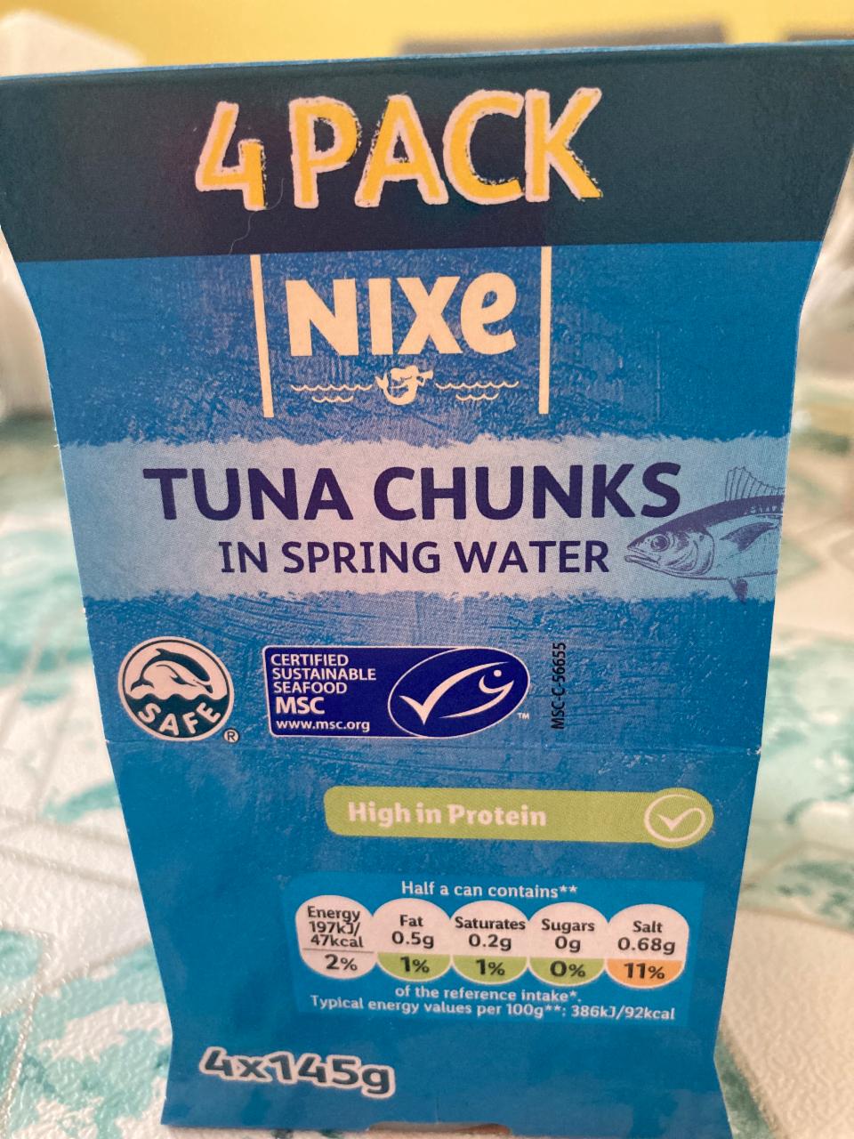 Fotografie - Tuna chunks in spring water Nixe