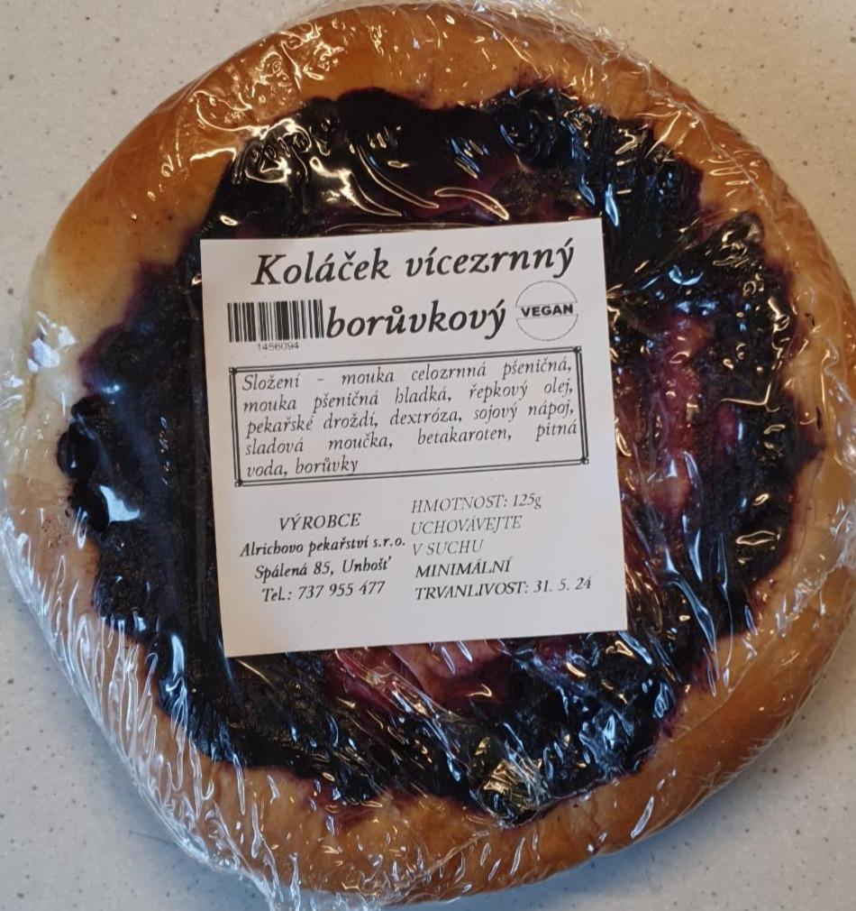 Fotografie - Koláček vícezrnný borůvkový Alrichovo pekařství