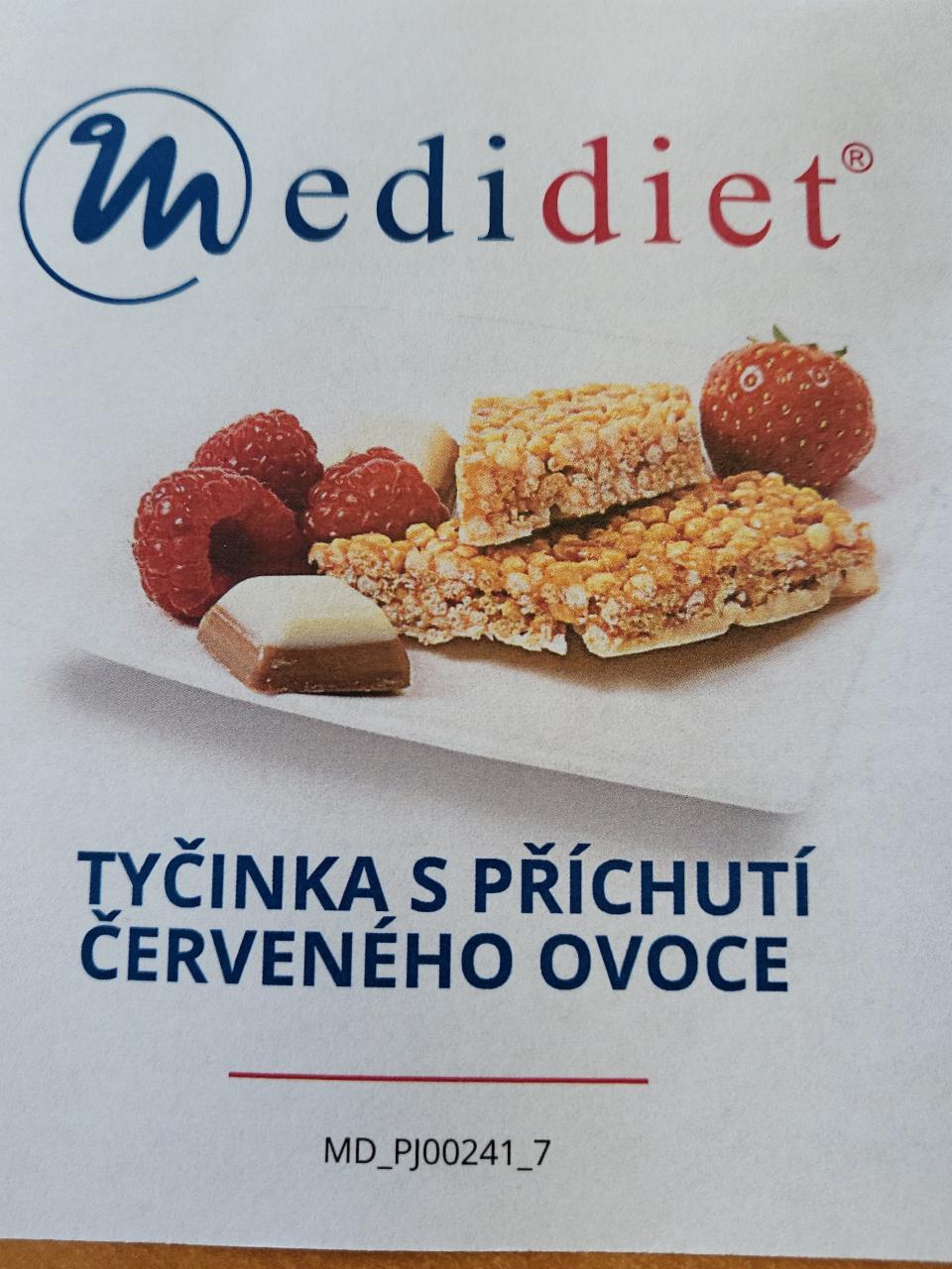 Fotografie - Tyčinka s příchutí červeného ovoce Medidiet