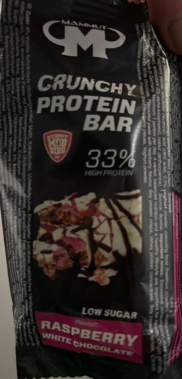 Fotografie - Crunchy protein bar raspberry white chocolate Mammut