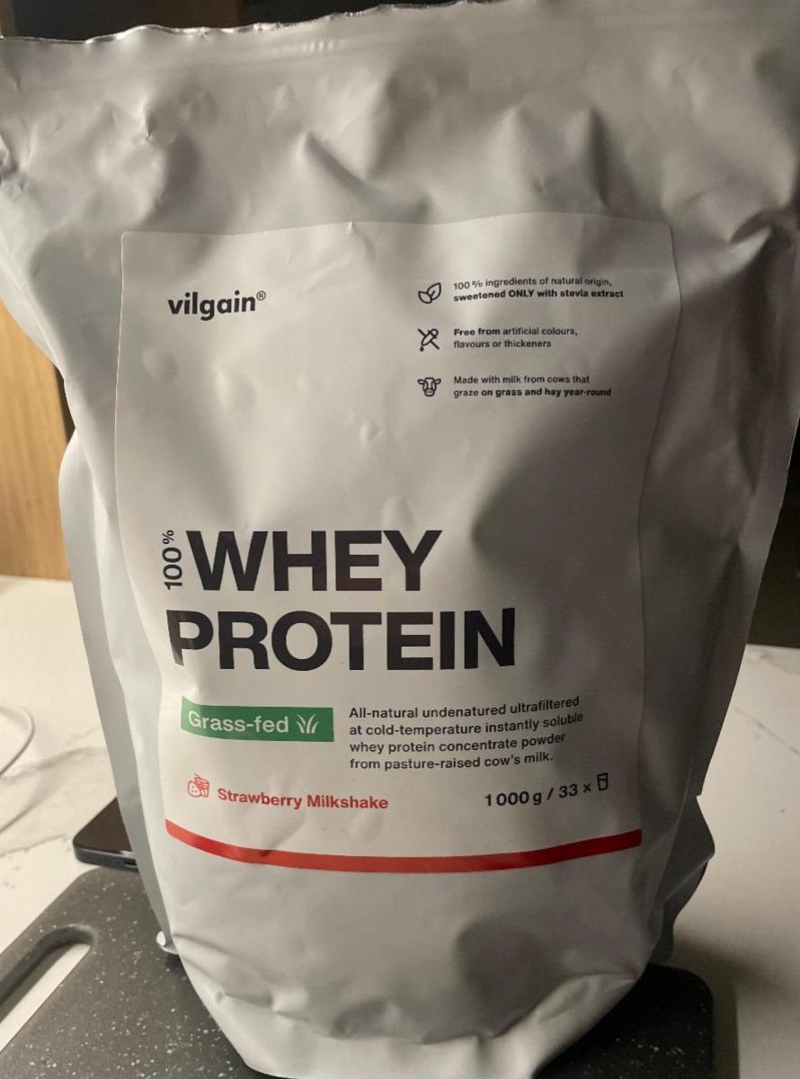 Fotografie - 100% whey protein grass-fed strawberry milkshake Vilgain