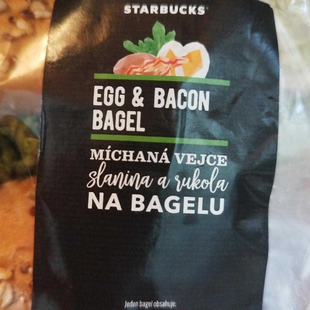 Fotografie - Egg & bacon bagel míchaná vejce slanina a rukola na bagelu Starbucks