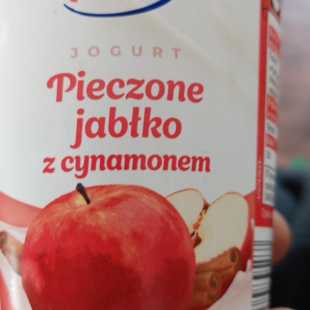 Fotografie - Jogurt pieczone jablko z cynamonem Pilos