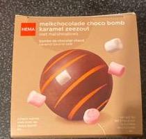 Fotografie - Melkchocolade choco bomb karamel zeezout Hema