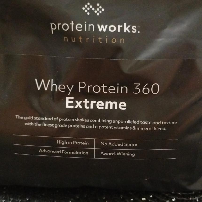 Fotografie - Whey protein 360 extreme blueberry cheesecake riot Protein works nutrition