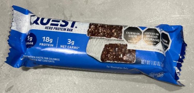 Fotografie - Hero protein bar cokies & cream Quest