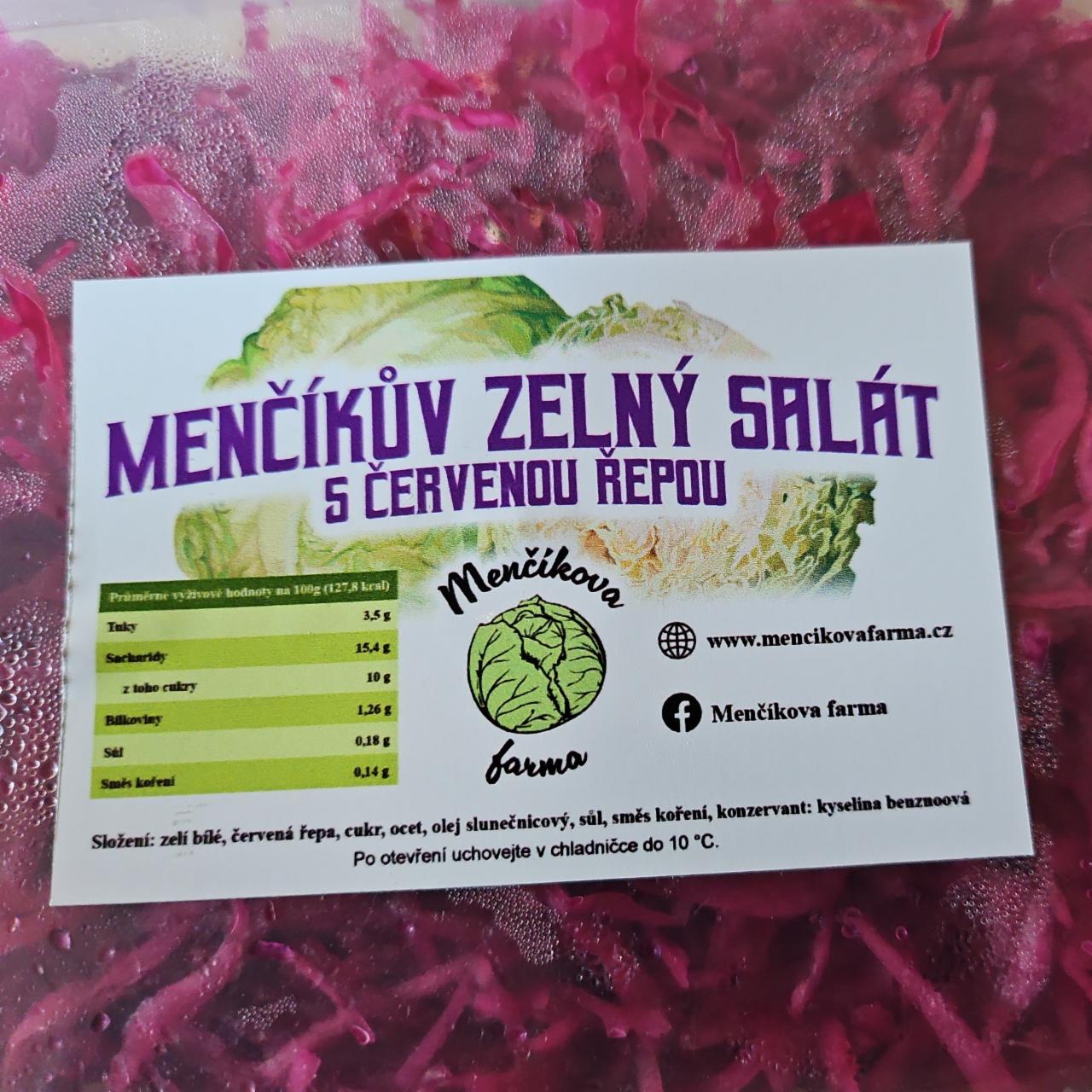 Fotografie - Menčíkův zelný salát s červenou řepou Menčíkova farma