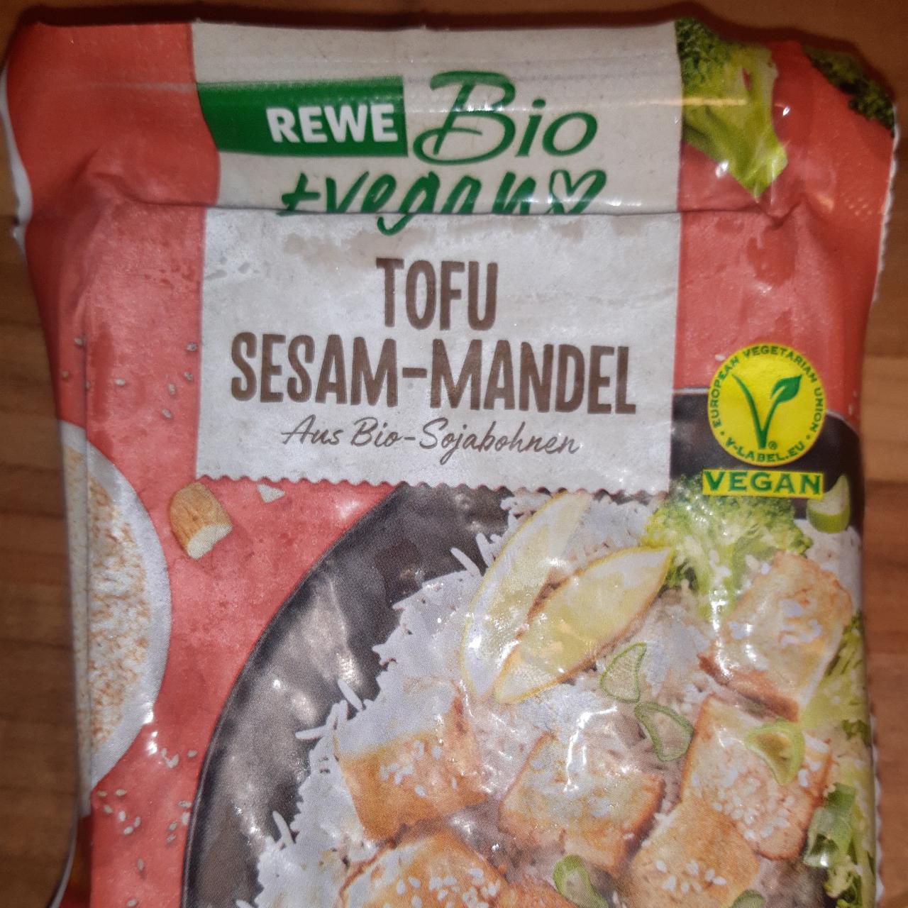 Fotografie - Tofu Sezam-Mandel Rewe Bio