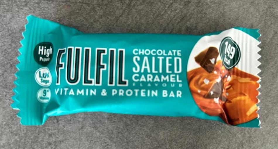 Fotografie - Chocolate Salted Caramel Flavour Vitamin & Protein Bar Fulfil