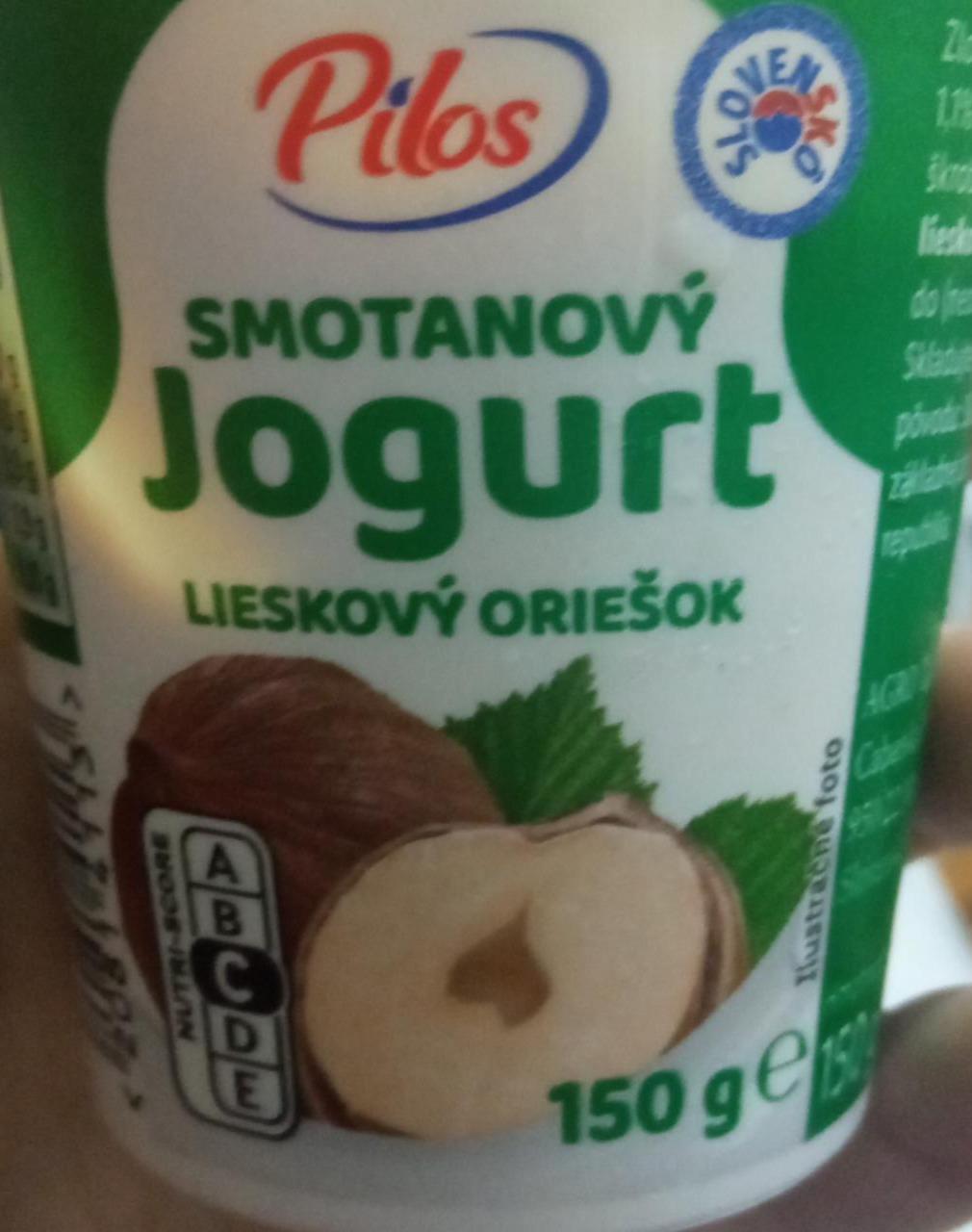 Fotografie - jogurt smetanový lískový oříšek Pilos