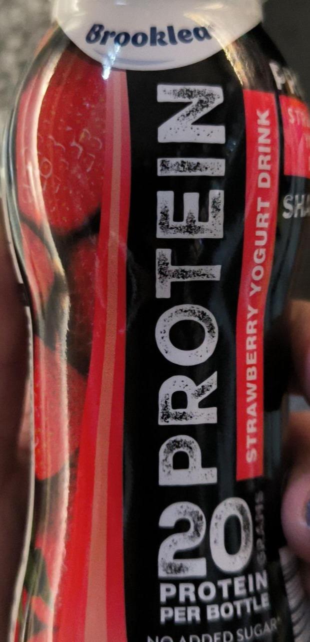 Fotografie - Protein Strawberry yogurt drink Brooklea