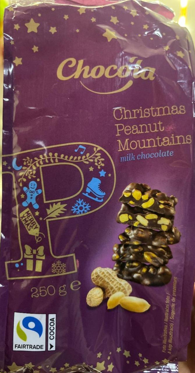 Fotografie - Christmas peanut mountains milk chocolate Chocola