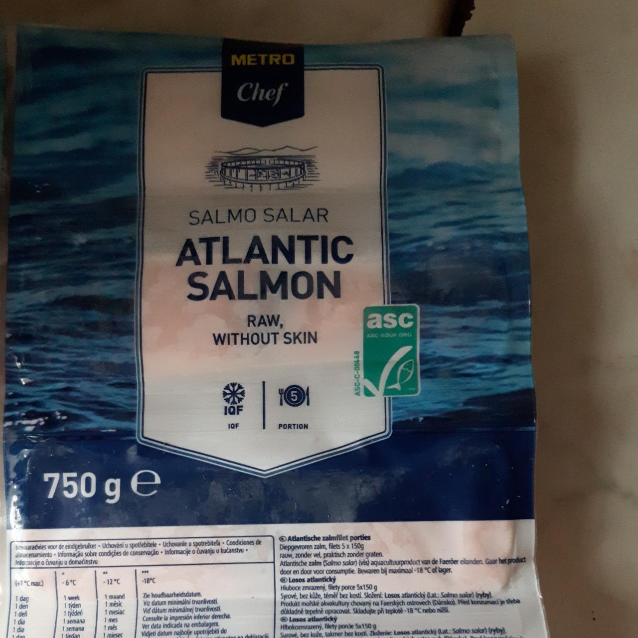 Fotografie - Atlantic salmon raw, without skin Metro Chef