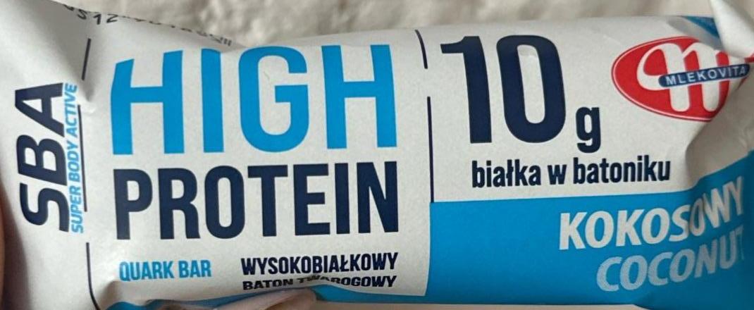 Fotografie - High Protein quark bar wysokobialkowy baton twarogowy kokosowy coconut Mlekovita